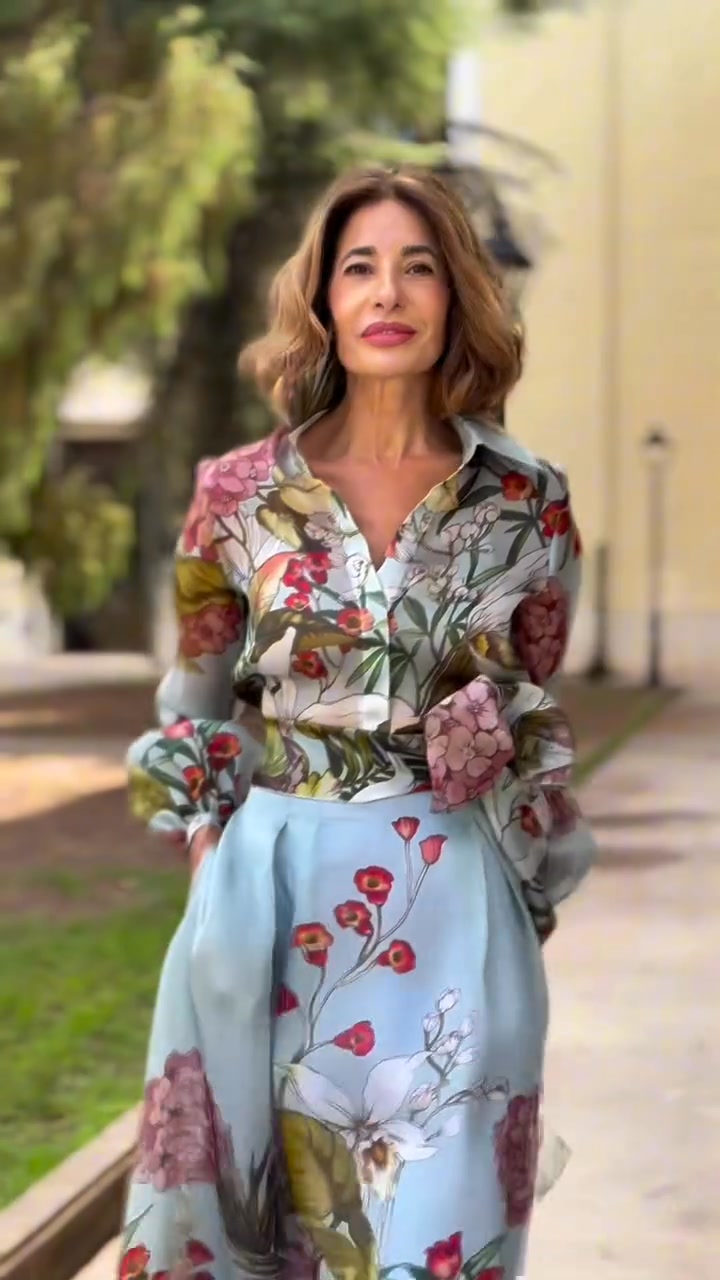 Ensemble élégant chemise et jupe deux pièces Marcelina™