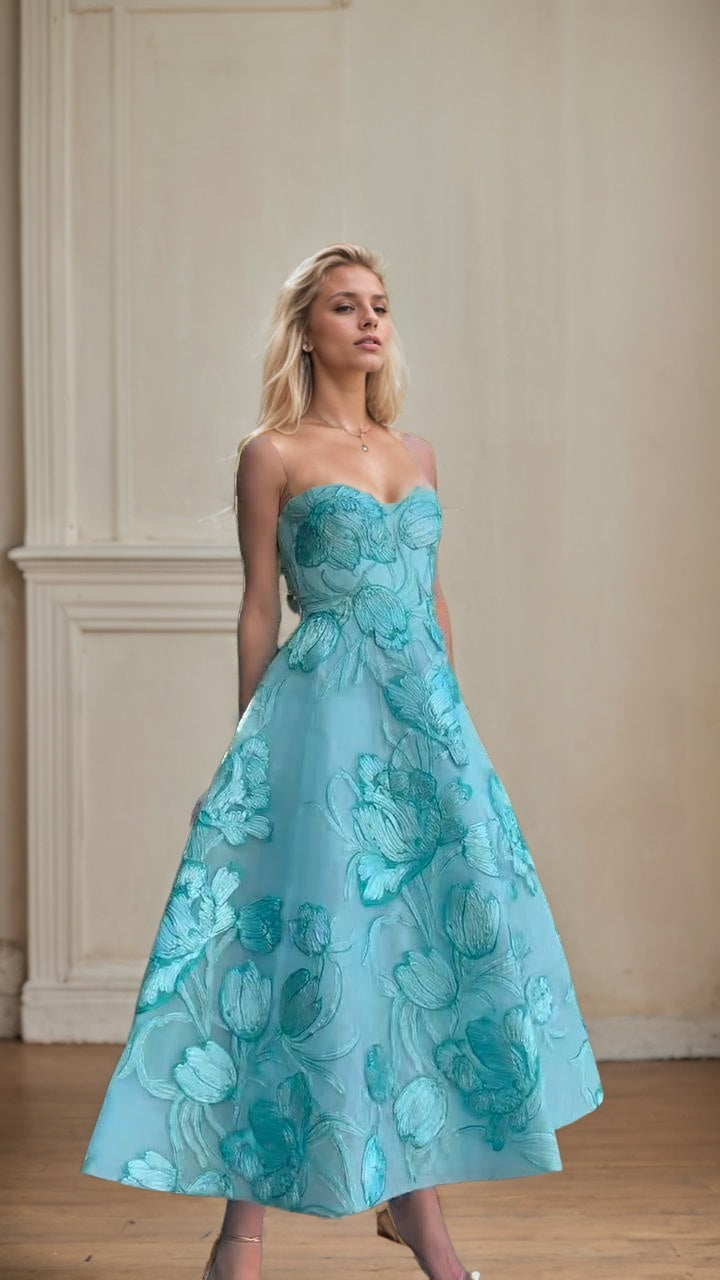Robe bustier exquise longueur thé