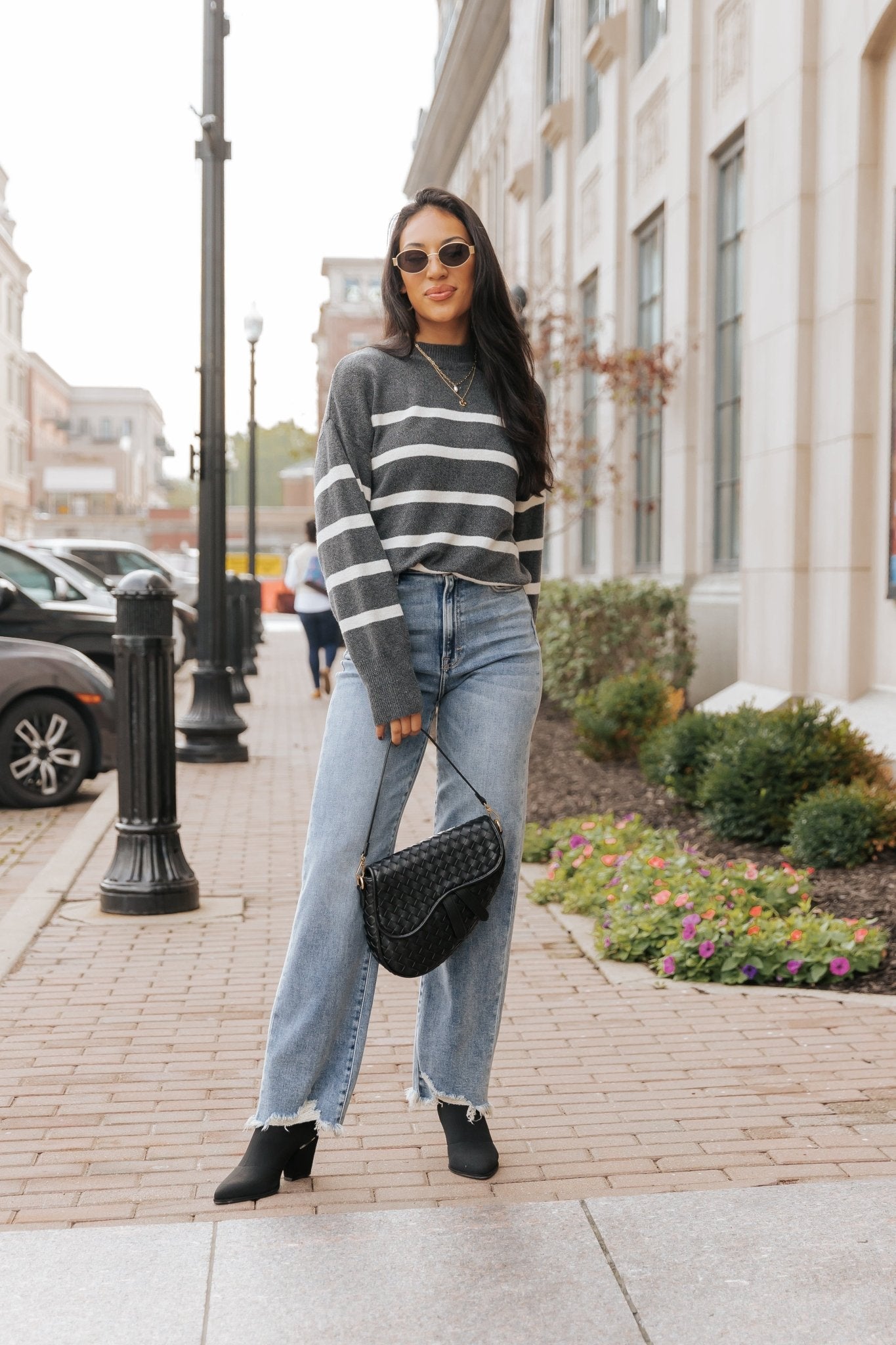 Pull rayé anthracite et crème