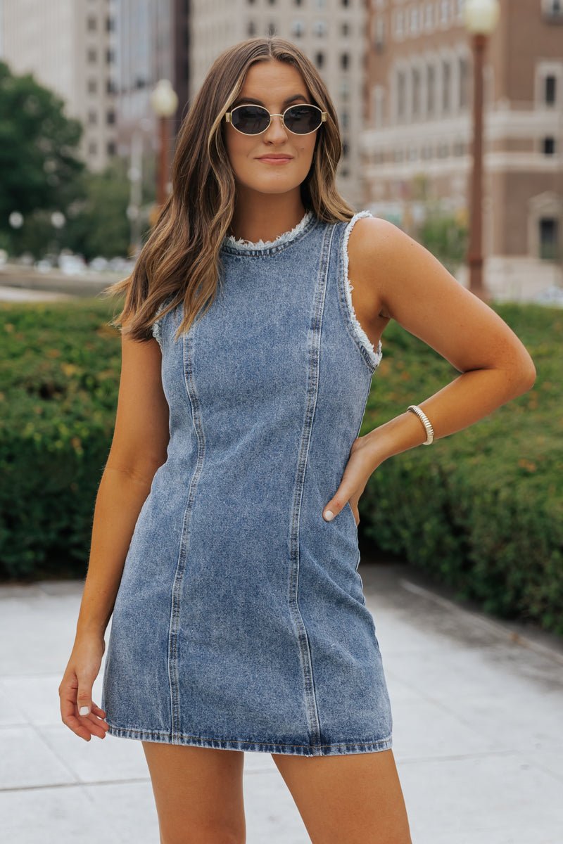 steve madden denim dress Tori Upgrade your wardrobe with the Giselle dress Steve Madden Matilda Dress in