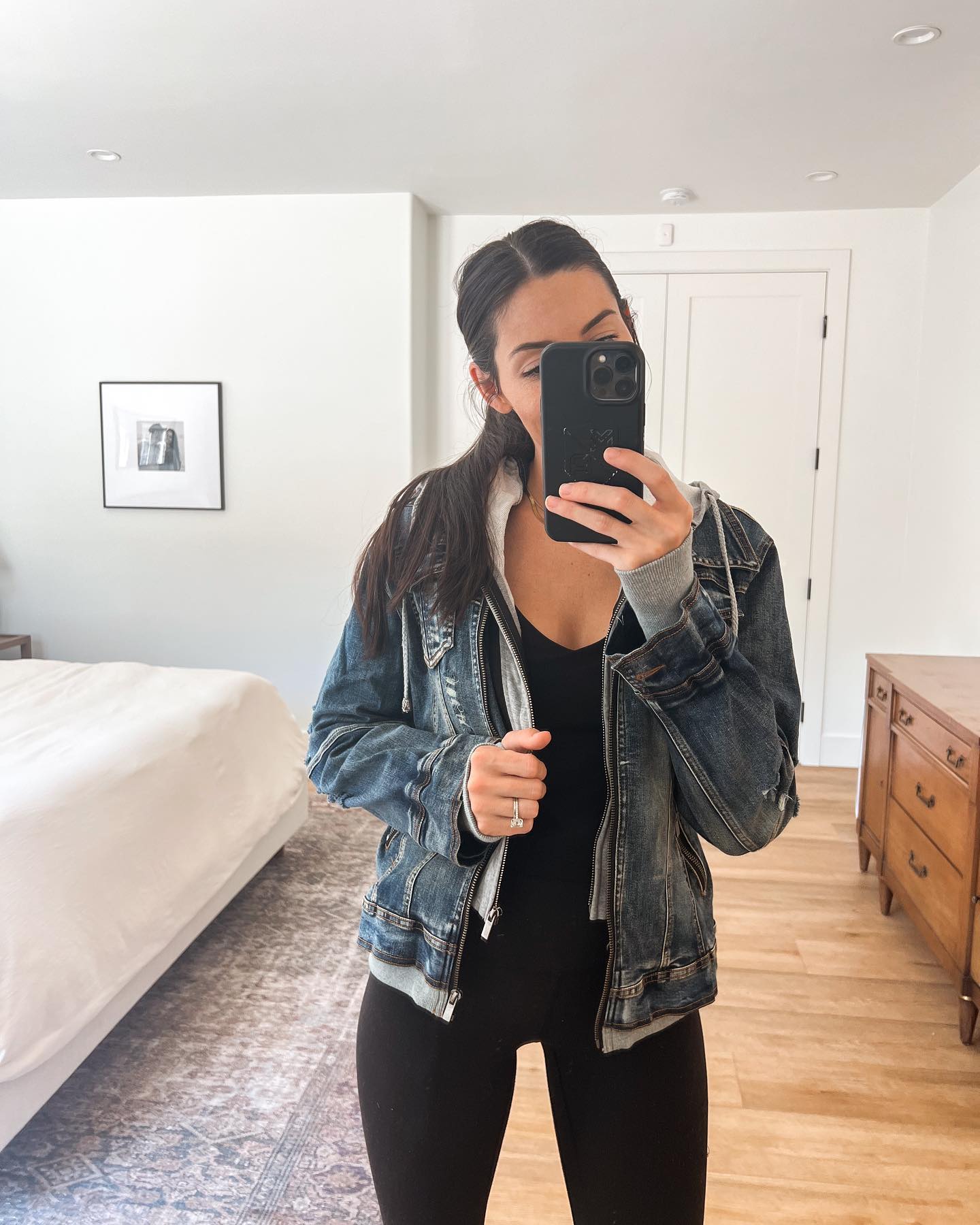 Veste en jean avec capuche : lavage moyen