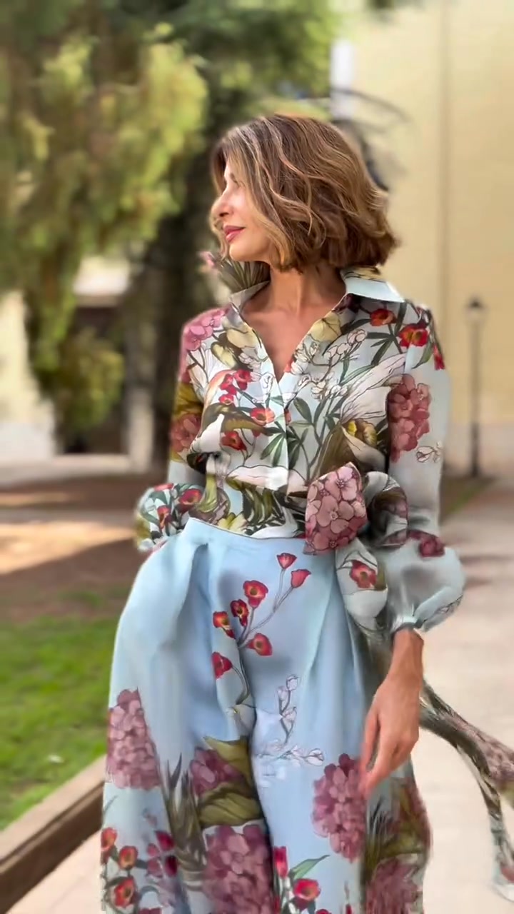 Elegant two-piece shirt and skirt set