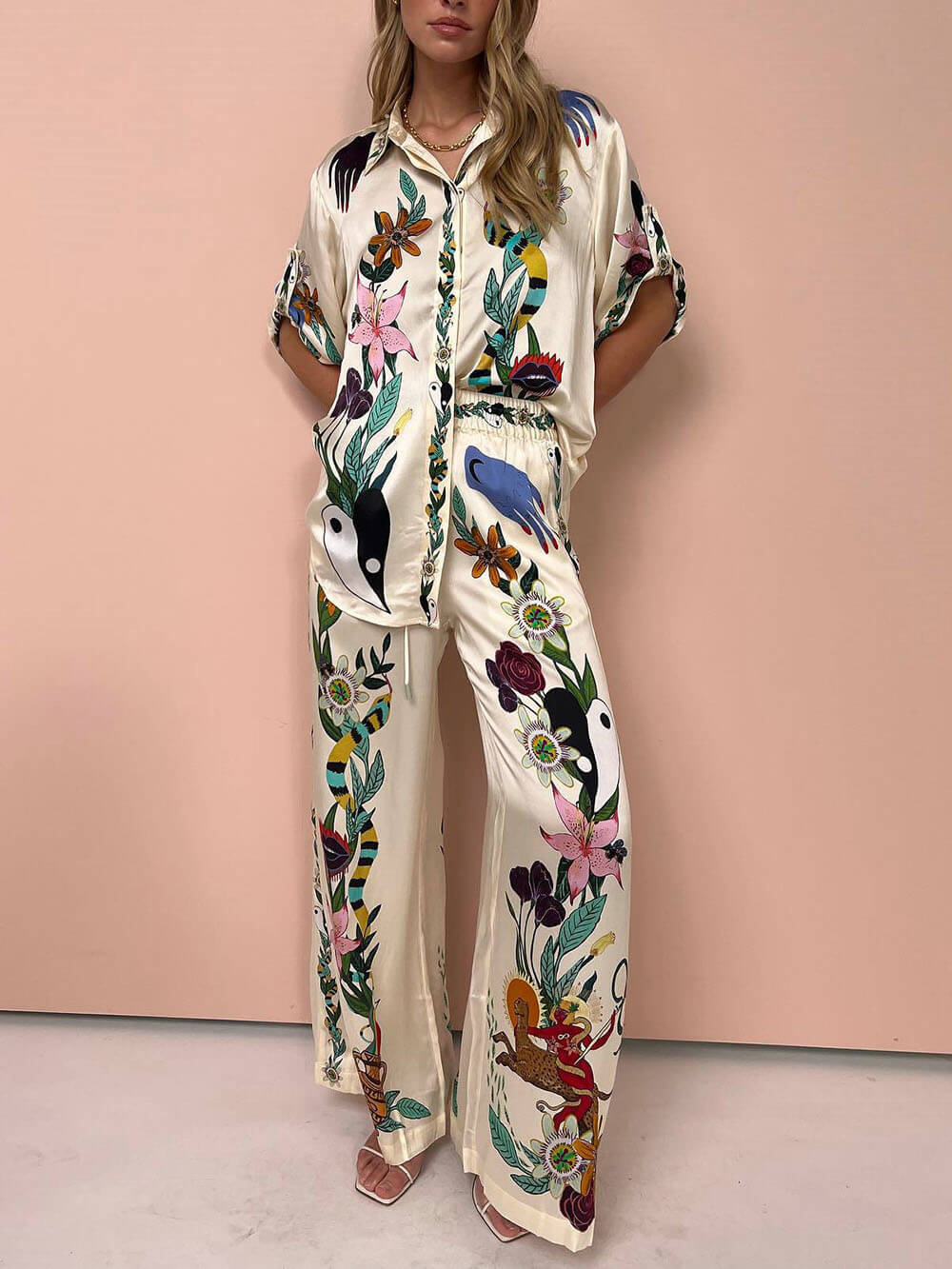 Modern Sophisticated Feel Satin Unique Print Set